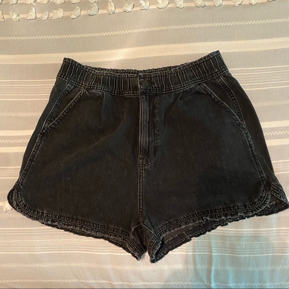 AE black jean shorts